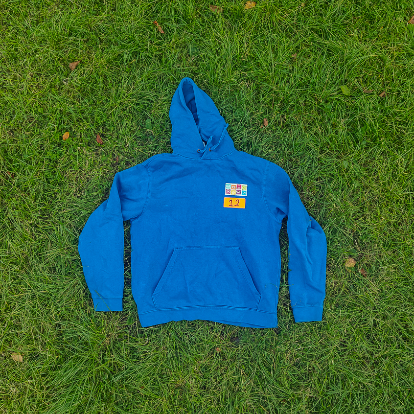 Tweedehands hoodie: M (12)
