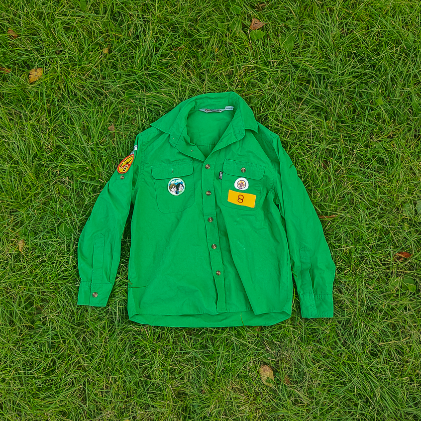 Tweedehands welpen uniform: 146 (8)